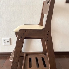 【sold】子供用椅子　ブラウンの画像