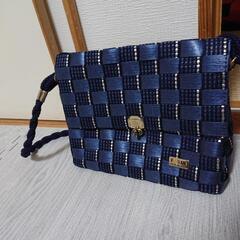 (お話中)青バッグ