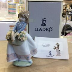LLADRO リヤドロ 5月の花