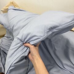 〇本日・明日引取希望！早めに取りに来てくれる方限定【2回のみ使用】掛け布団  枕 敷布団 おまけ毛布付き 寝具 シングルサイズ？ サイズ150×210㎝ (NF240127)294-253の画像