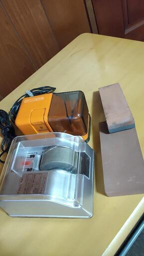 商談中包丁研ぎ器 電動