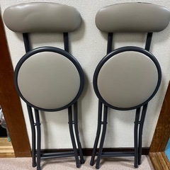 折りたたみ椅子　２つセット