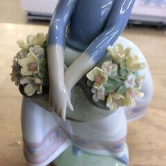リヤドロ 5月の花　LLADRO の画像