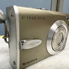 ■デジカメ FUJIFILM FinePix F30■フジフィルム ファインピックス コンパクトデジタルカメラ■ジャンク品の画像