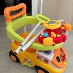 アンパンマンカーの画像