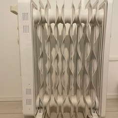 ウェーブ型 オイルヒーター アイリスオーヤマの画像