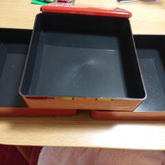 3段お重箱の画像