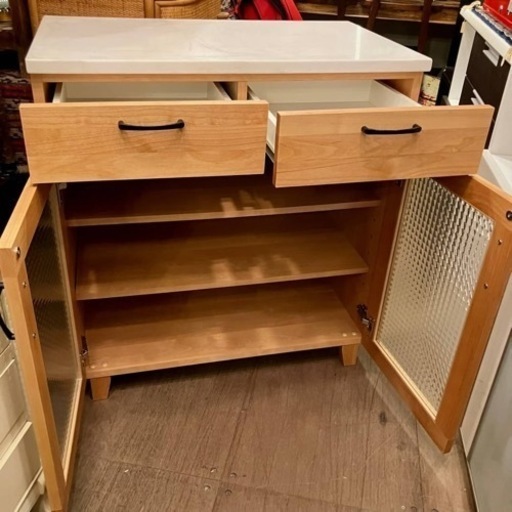 《売約済》HOTTA WOODY 堀田木工所　PIPPI ピッピ　キッチンカウンター　キッチン収納　レンジボード　食器棚　ナチュラル　大理石　カントリー　アルダー材　日本　日本製　メイドインジャパン