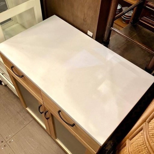 《売約済》HOTTA WOODY 堀田木工所　PIPPI ピッピ　キッチンカウンター　キッチン収納　レンジボード　食器棚　ナチュラル　大理石　カントリー　アルダー材　日本　日本製　メイドインジャパン