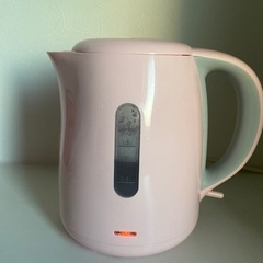 ニトリ　電気ケトル　1.2l ピンク