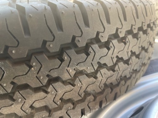 ハイゼットトラックのタイヤ4本、145/80R12 80/78N LT