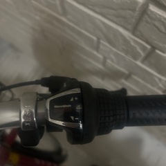 【美品】自転車　オートライト　変速付き　赤の画像
