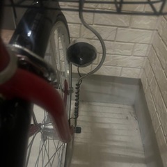 【美品】自転車　オートライト　変速付き　赤の画像