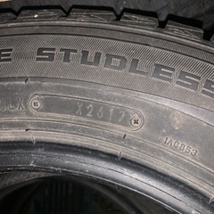 ダンロップスタッドレス185/65r15の画像