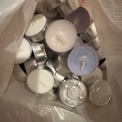 キャンドルホルダー四つ＋キャンドル多数の画像