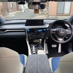 レクサス ＲＸ ＲＸ４５０ｈ　バージョンＬ　禁煙車　ブラックレザーシート　ヘッドアップディスプレイ　純正ナビ　フルセグ　バックカメラ　レーダークルーズコントロール　プリクラッシュシステム　電動リアゲート　シートヒーター＆ベンチレーション　ＥＴＣ の画像