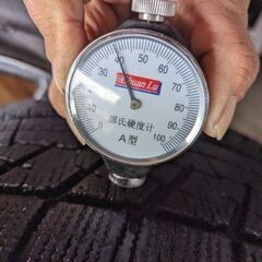 スタッドレス　アルミ付17インチの画像