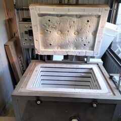 陶芸用電気窯の画像