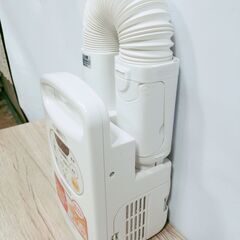 🍎アイリスオーヤマ 布団乾燥機 布団あたため カラリエ FK-C2-WPの画像