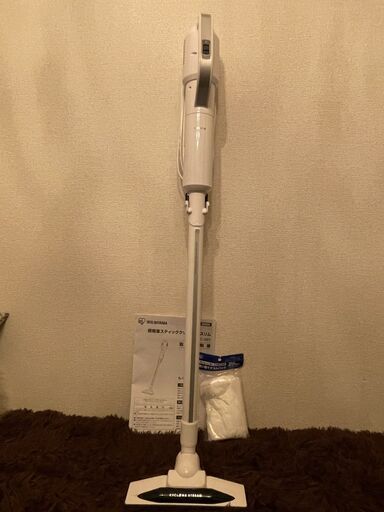 アイリスオーヤマ超軽量スティック掃除機　未開封ダストパック付き