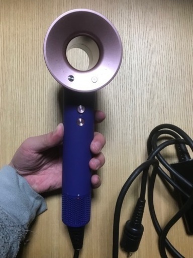 ダイソン　ドライヤー　hd08