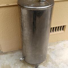 灯油ボイラー　湯沸し器　石油の画像