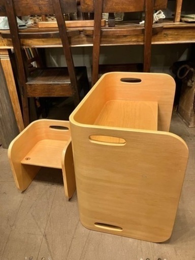 《売約済》Hoppl ホップル　コロコロチェア　コロコロデスク　子供　子ども　学習　机　テーブル　ローテーブル　子供用　勉強机　イス　椅子　セット　検　ストッケ　トリップトラップ