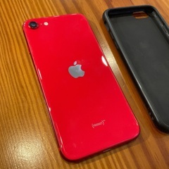 美品❗️iPhone SE 第2世代(SE2)レッド 64GB ...