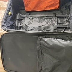 Manda Duckスーツケース (made in italy)  の画像