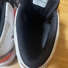 バスケットシューズ の画像