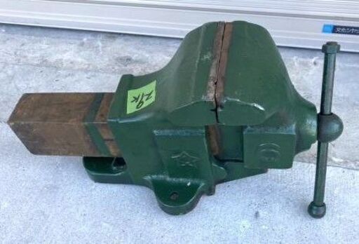 大型　リードバイス　万力　150㎜　29㎏　最大開き28㎝　H25　W20　D50