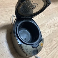 再お値下げ！炊飯器中古の画像