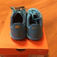 【新品未使用】NIKE サッカー　トレーニングシューズ　24cmの画像