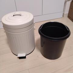 ニトリ NITORI ペダルペールソフトクローズ 5L(アイボリー) 商品コード 8450896の画像
