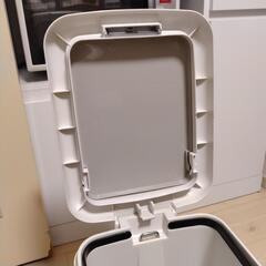 2WAYペダルペール ゴミ箱 20L ホワイト/グレーの画像