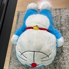 ドラえもん 大ぬいぐるみ の画像
