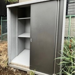 イナバ物置  倉庫　物置　収納の画像