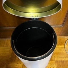 ニトリ ゴミ箱の画像