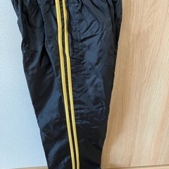 未使用品　キッズ　150センチ　ウィンドブレーカーの画像