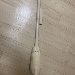 充電式クリーナー【マキタ　CL105DWI】の画像