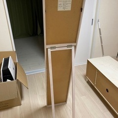 スタンドミラー　白の画像