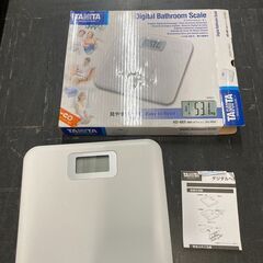☆中古￥2,000！TANITA　体重計　家具　2020年製　【...