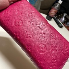 LV
モノグラムアンプラント✨️😊訳ありです😖本日限定価格‼️の画像