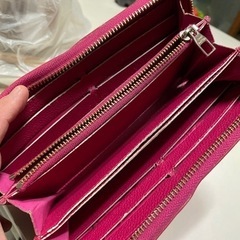 LV
モノグラムアンプラント✨️😊訳ありです😖本日限定価格‼️の画像