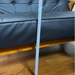 【受渡確定】ニトリ　2人掛けレザーソファ　オットマン付きの画像