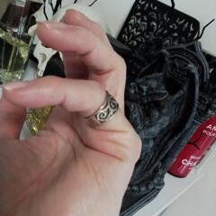 シルバーリング(唐草模様)の画像