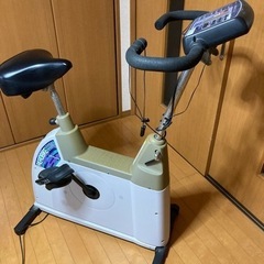 コンビ　エアロバイクEZ101