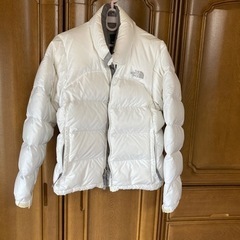 ダウンジャケットレディースS(ノースフェイス)白