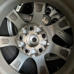 募集中　スタッドレスタイヤホイール付き　215/65R16の画像