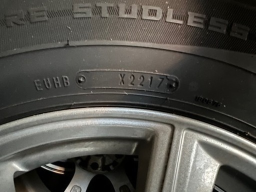 募集中　スタッドレスタイヤホイール付き　215/65R16